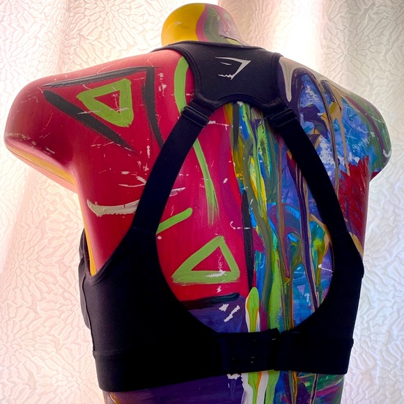 Gymshark Sports Bra - Black - Picture 2 of 7